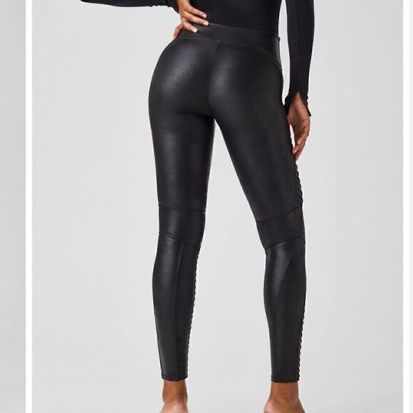 Spanx Faux Leather Moto Leggings Very Black Size XS Womens High Waist Shaping - Picture 10 of 11